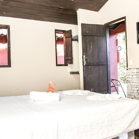 Pousada Villa Das Pedras Pirenópolis Стая снимка